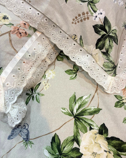 Ivory & Green Botanical Floral King Size Bedsheets with Laced Pillow Covers