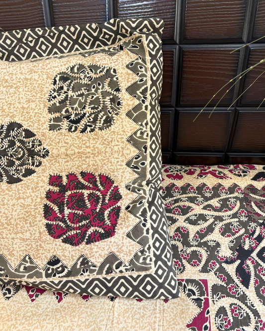 Beige and Wine Floral Mandala Double Size Cotton Bedsheet HOME SAARTHI