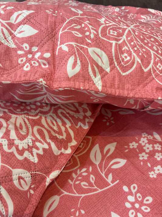 Dusty Rose Pink Floral King Size Bedsheets with Quilted Pillow Covers