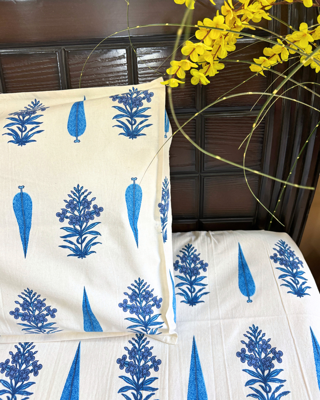 Blue and White Block Print Cypress Floral King Size Cotton Bedsheet HOME SAARTHI
