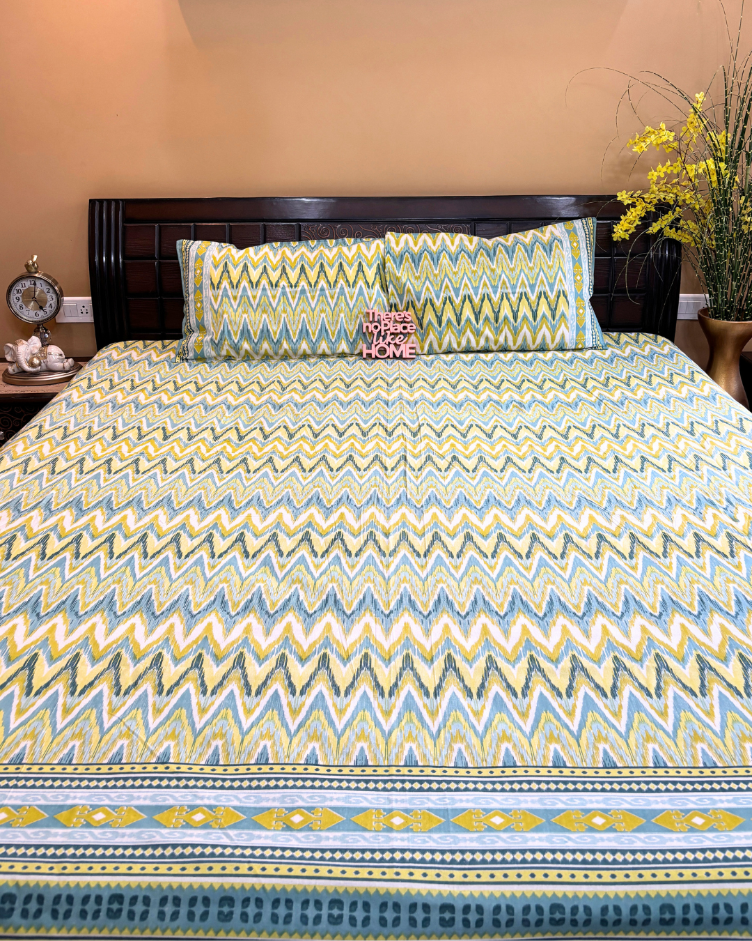 Yellow and Teal Chevron Ikat Geometric King Size Cotton Bedsheet HOME SAARTHI