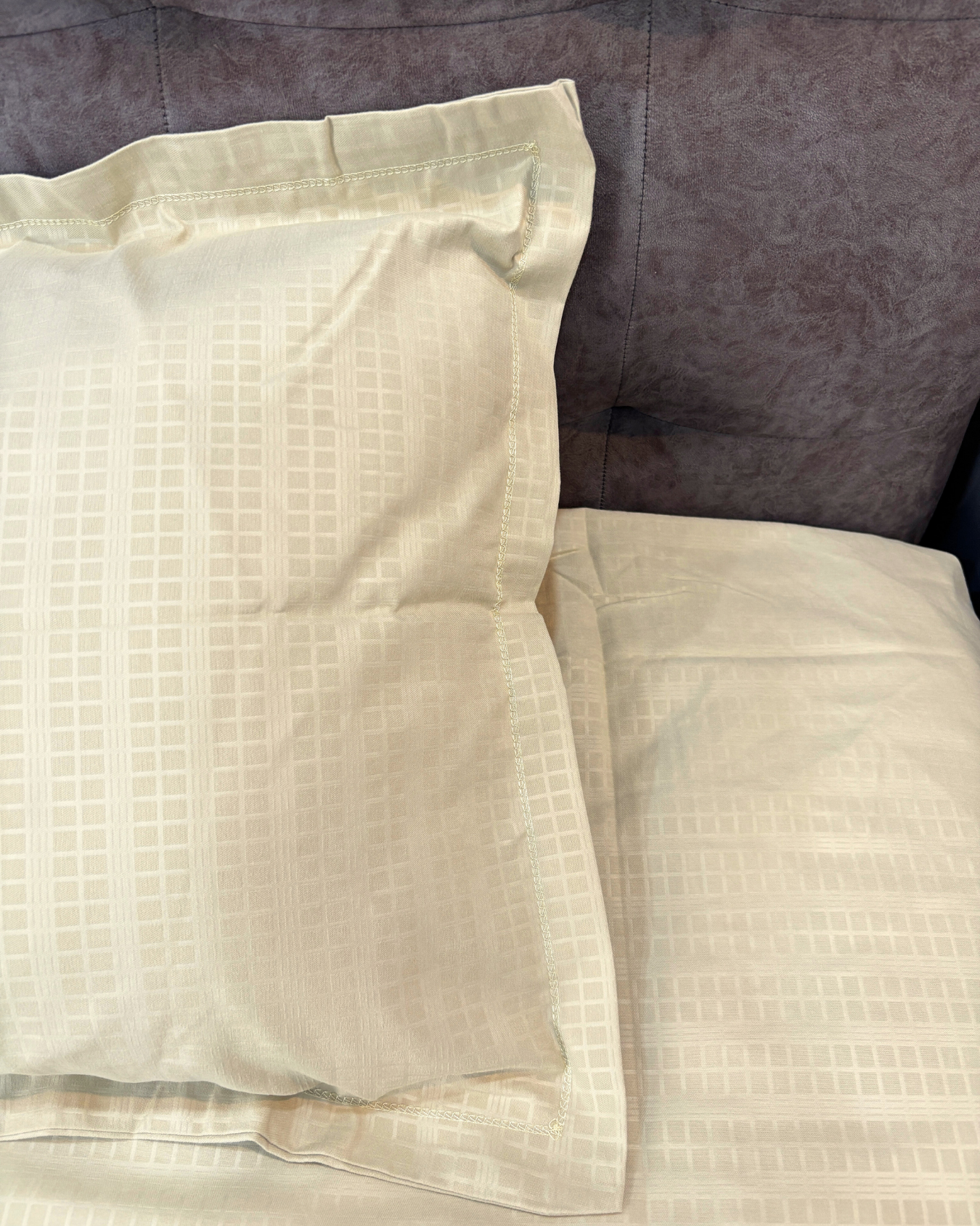 Cream Beige Geometric Impression Classic King Impression Bedsheets