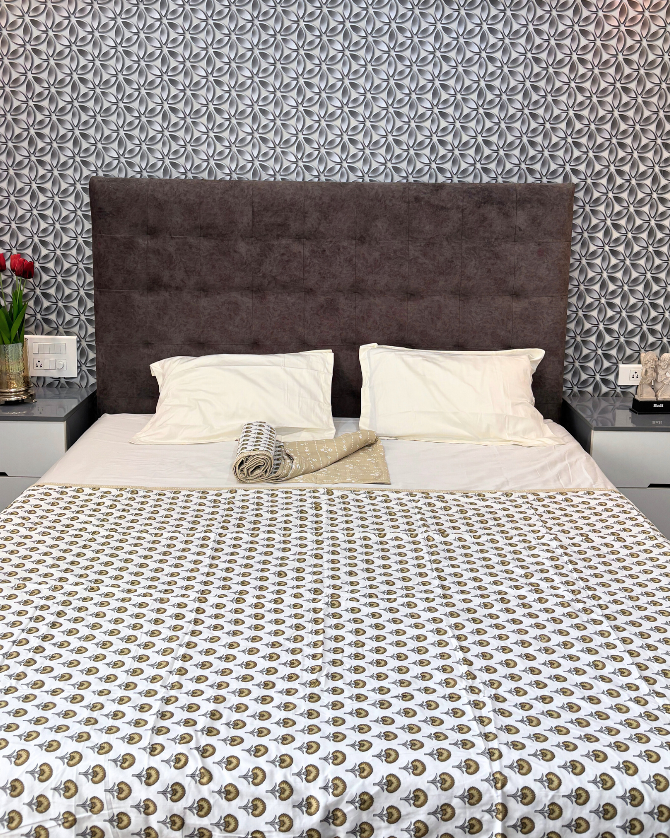 Beige & White Traditional Buta Print 3 Layered Mul-Mul Fabric Pure Cotton Double Sided Dohar HOME SAARTHI
