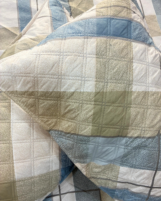 Blue, Beige & White Geometric Checkered King Size Bedsheets with Quilted Pillow Covers