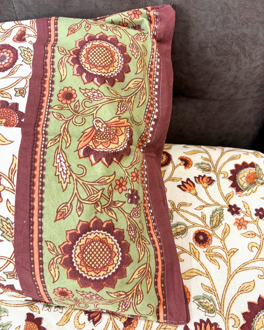 Cream & Maroon Floral Premium King Fitted Bedsheet With 2 Pillow Covers