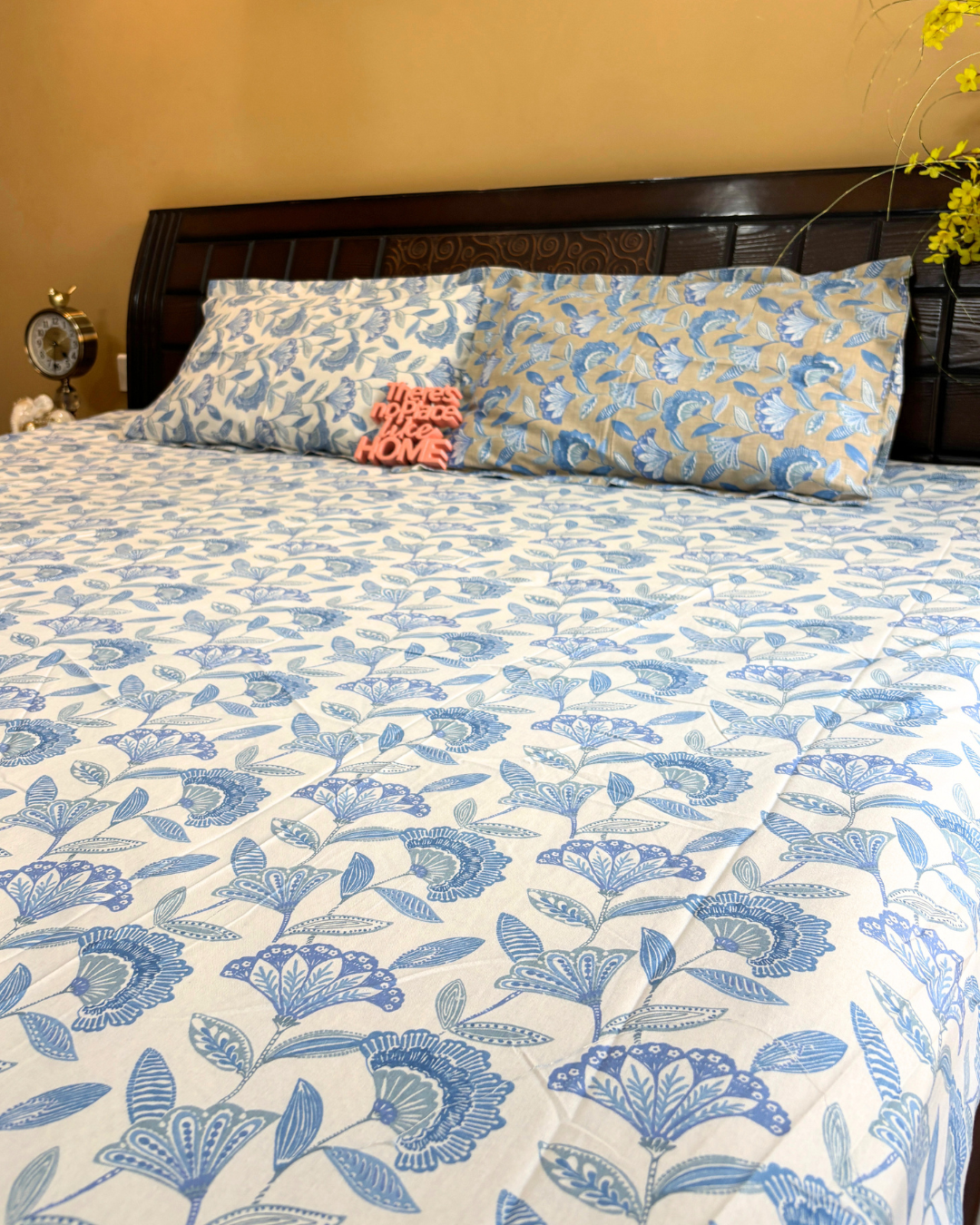Blue and Cream Botanical Floral King Size Cotton Bedsheet HOME SAARTHI