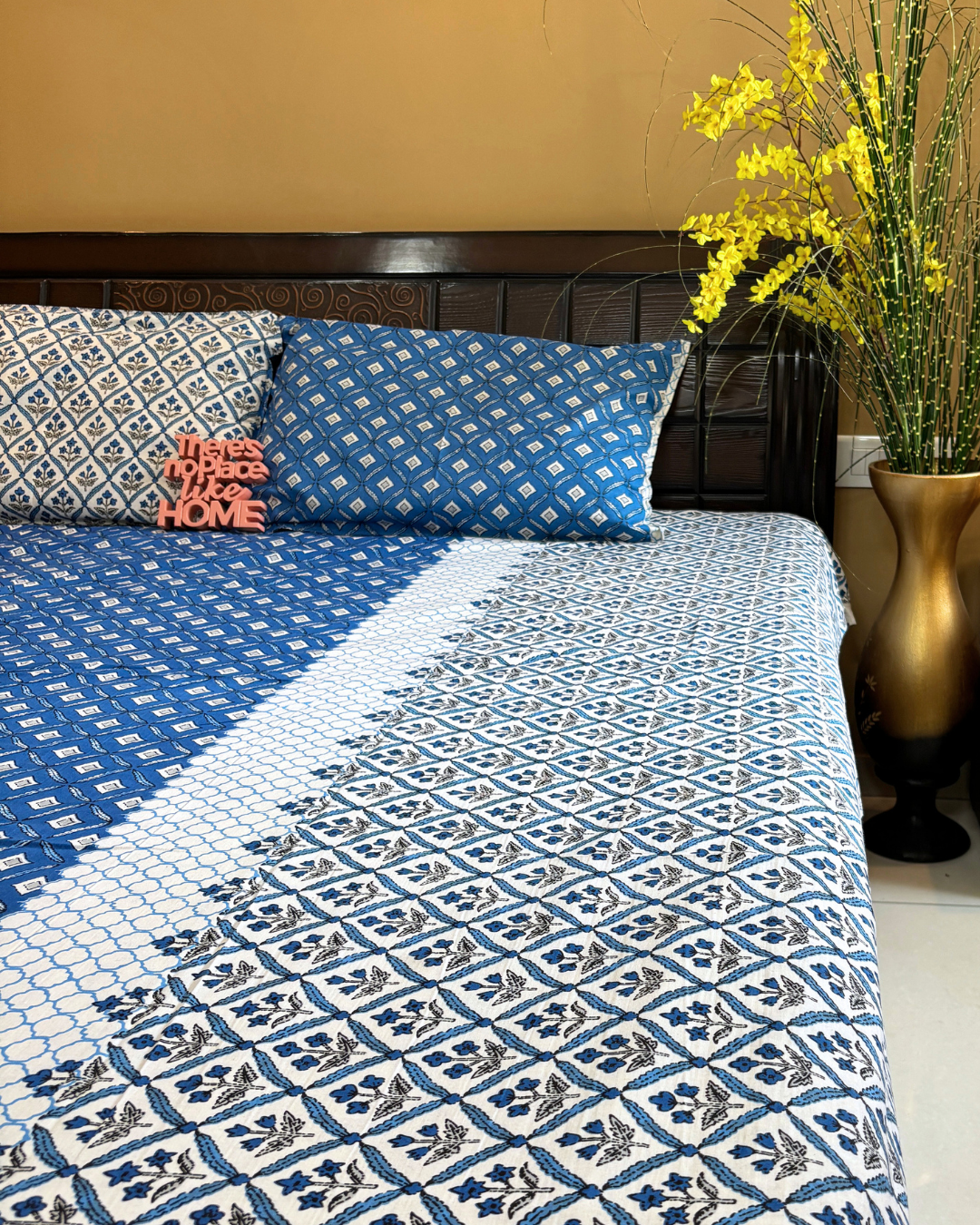 Indigo Blue Geometric Block Print Double Size Cotton Bedsheet HOME SAARTHI