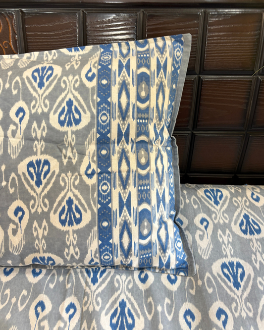 Grey and Blue Ikat Geometric King Size Cotton Bedsheet HOME SAARTHI
