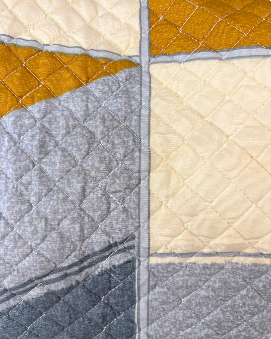 Premium Geometric 5 Piece Bedsheet Set – 90x100 | Grey & Mustard (Quilted Pillow Covers & 2 Cushions)