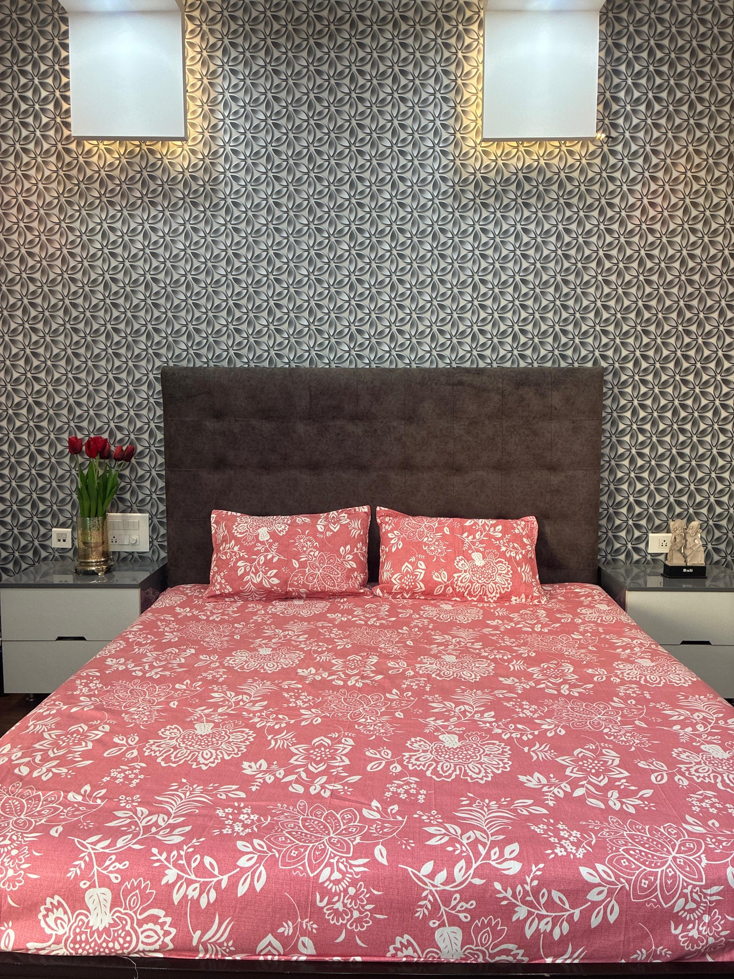 Dusty Rose Pink Floral King Size Bedsheets with Quilted Pillow Covers HOME SAARTHI